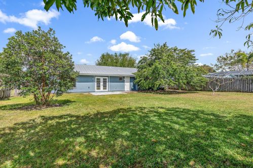 1974 Tiffany Ave, Fort Pierce, FL 34952-7523