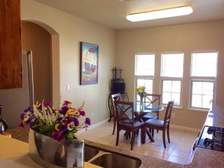 2697 Lindbergh Ln, Lincoln, CA 95648-9356