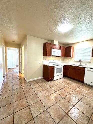 3012 Orange Ave, Riverbank CA  95367-2004 exterior