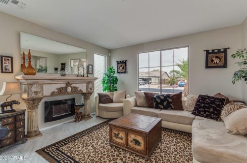 18415 Prt Royale Ln, Sun City AZ  85379-4720 exterior