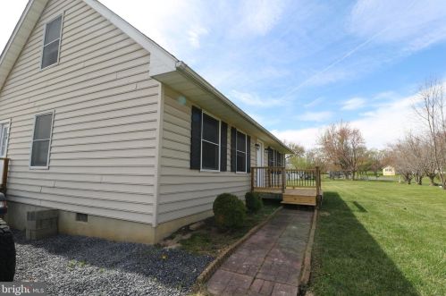 20672 Senedo Rd, Edinburg VA  22824-3162 exterior