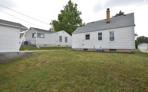 1204 95th St, Milwaukee WI  53214-2726 exterior