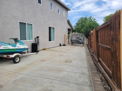 2263 Corsico Ct, Los Banos CA  93635-6411 exterior