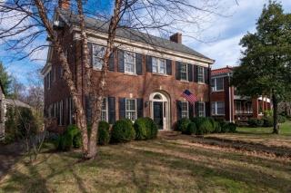 1117 Fincastle Rd, Lexington, KY 40502-1837
