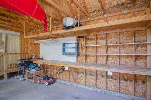 1663 Mason Way, Green Bay WI  54302-2721 exterior