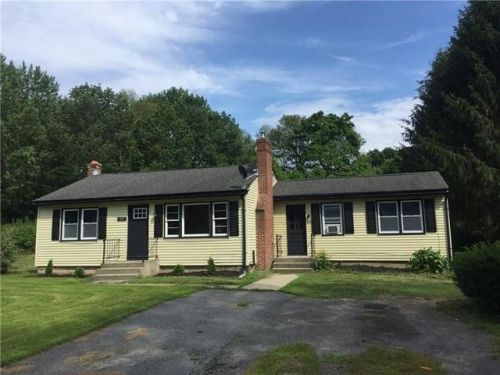 20 Highland Street Ext, Moosup, CT 06354-1006