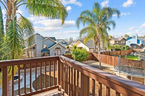 820 Moray Ct, Grayson CA  exterior