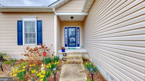 424 Phillips Dr, Magnolia, DE 19962-4614