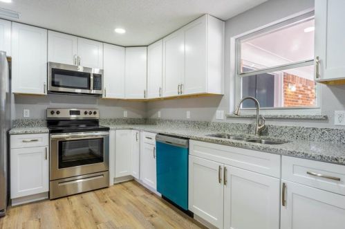 5200 Lima Pl, Orlando FL 32807-1625 exterior