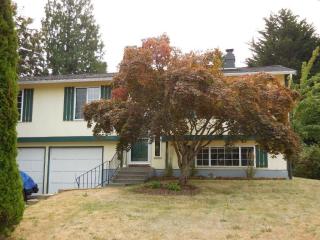 3075 72nd St, Bremerton, WA 98311-4032