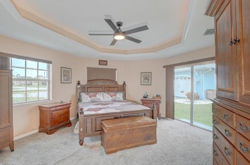 1005 1 Pl, Cape Coral FL  33993-1143 exterior