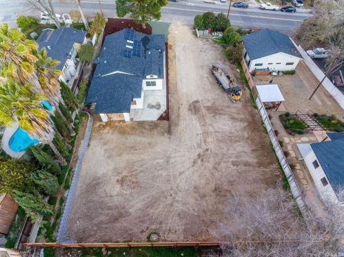 143 Vine St, Lake Nacimiento CA  93446-3736 exterior