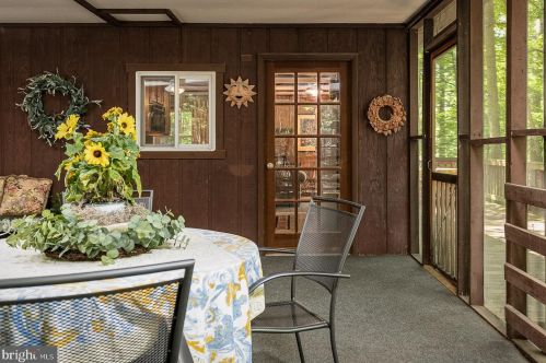241 Blue Smoke Ln, New Market VA  22844-3815 exterior