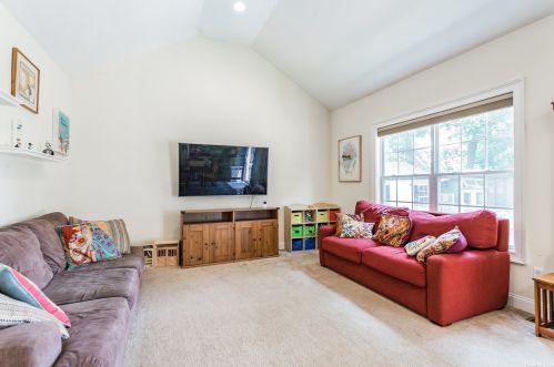 42 21st St, Huntington Station NY  11746-3259 exterior