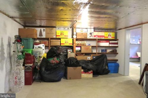 238 Moul Ave, Hanover PA  17331-2035 exterior