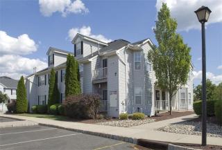 21 Durling Way, Millstone NJ  08844-5278 exterior