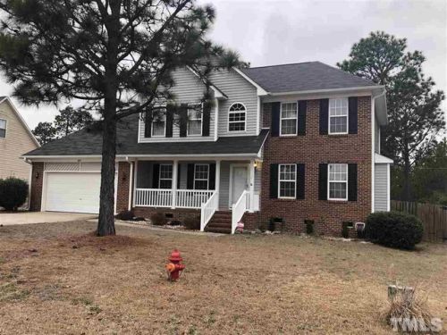 350 Dunbar Dr, Lillington, NC 27546-6220