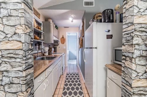 3229 Seven Springs Blvd, New Port Richey FL  34655-3351 exterior