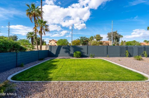 7702 Villa Theresa Dr, Glendale AZ 85308-8092 exterior