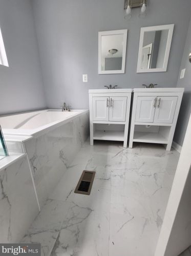 1662 Kramer St, Washington DC 20002-4558 exterior