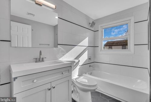 24 Perennial Ln, Willingboro NJ  08046-2623 exterior