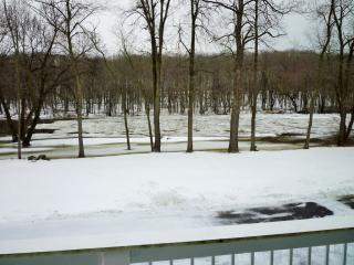 1634 Green Bay Rd, Grafton WI  53024-1102 exterior