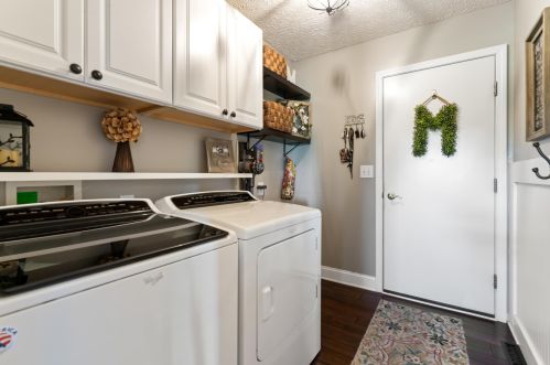 296 Trail, Pataskala OH  43062-9691 exterior