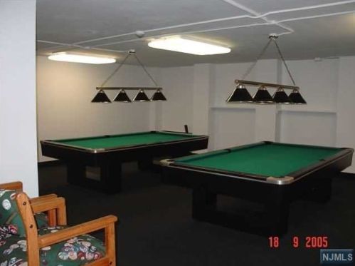 200 Winston Dr, Cliffside Park NJ  07010-3214 exterior