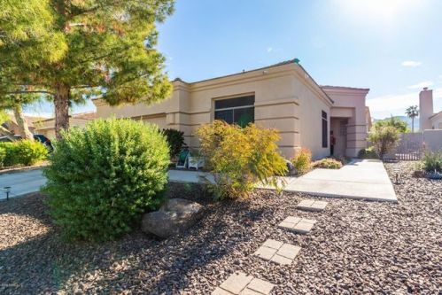 2115 Fawn Dr, Phoenix, AZ 85041-7725