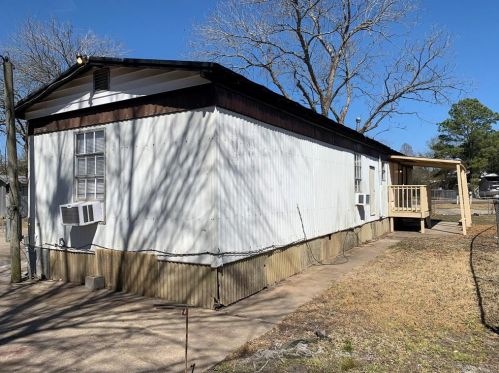 9514 Catlett Ln, Morgans Point, TX 77571-3856