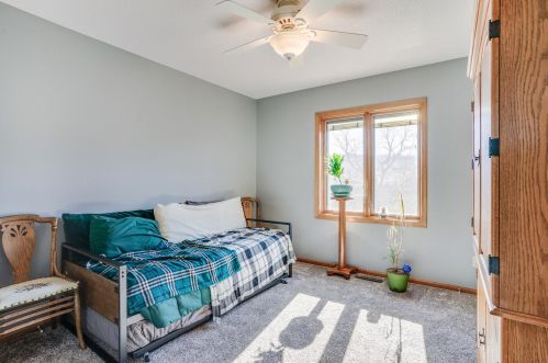 5230 Creekside Pl, La Crosse WI  54601-2296 exterior