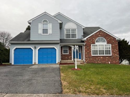 5184 Vermont Dr, Easton, PA 18045-8126