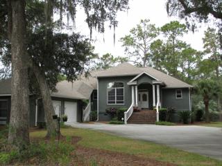 15 Butterfield Ln, Beaufort, SC 29907-1750