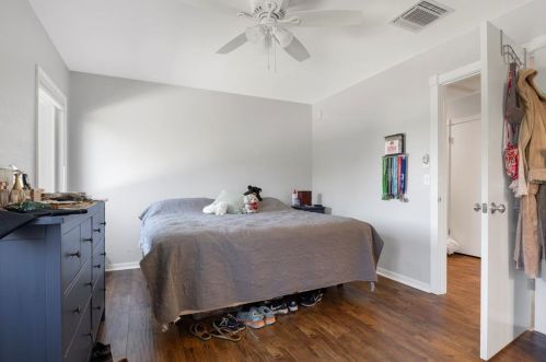 8474 17 Way, Saint Petersburg FL  33702-7235 exterior