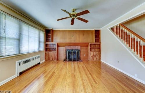 1081 Tabor Rd, Greystone Park, NJ 07950-2860
