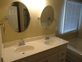 4805 Adams Ridge Dr, Greensboro NC  27407-5832 exterior