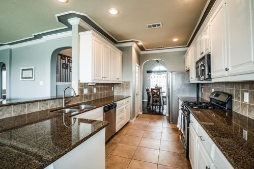 2268 Laurel Frst Dr, Fort Worth TX 76177-3510 exterior