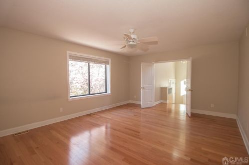 501 Sayre Dr, Princeton NJ  08540-5855 exterior