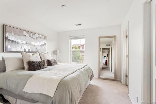 2908 Iola St, Denver CO 80238-3191 exterior