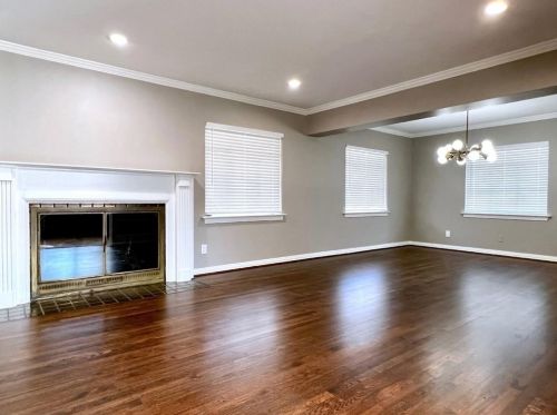 9238 Forest Hills Blvd, Dallas TX  75218-3631 exterior