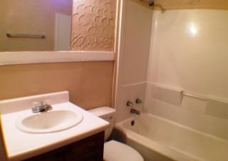 38 Springbrook, Tuscaloosa AL  35405-2379 exterior