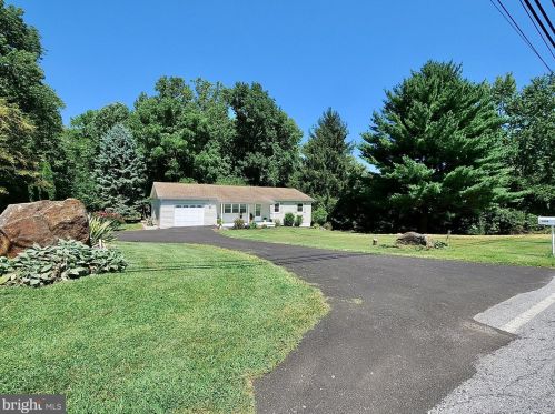 1694 Bethel Rd, Boothwyn PA  19060-2049 exterior