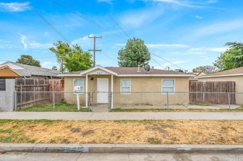 945 134th Pl, Compton, CA 90222-3442