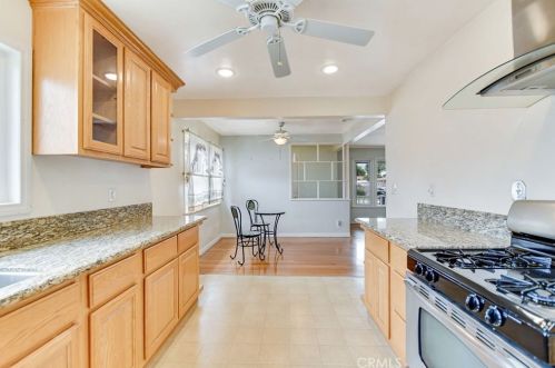 223 Benbow St, Covina CA 91722-2909 exterior