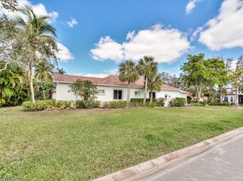 7661 Mulberry Ln, Naples FL  34114-9440 exterior