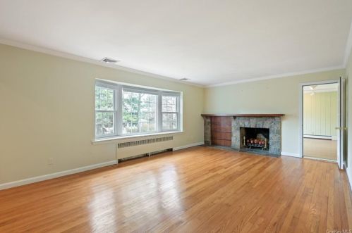 174 Atlantic Ave, Hawthorne NY  10532-1017 exterior