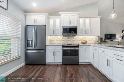 4200 Grove Park Ln, Boynton Beach, FL 33436-8830