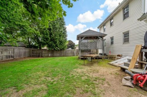 19 Pontiac Rd, South Kingstown RI  02882-1209 exterior