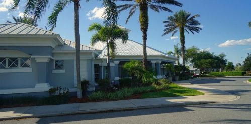 8030 King Palm Cir, Kissimmee FL 34747-2769 exterior