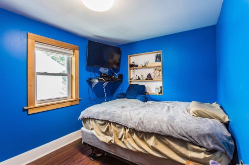 57 Grand Pl, Elwood NY  11731-3019 exterior